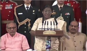 آئین قومی شناخت کی مقدس کتاب ہے، اسے اپناتے ہوئے پارلیمنٹ نے عوامی امنگوں کا اظہارکیا: مرمو