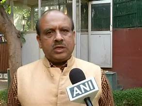 وجیندر گپتا نے روہنی میں فضائی آلودگی کے ہاٹ سپاٹ کا معائنہ کیا