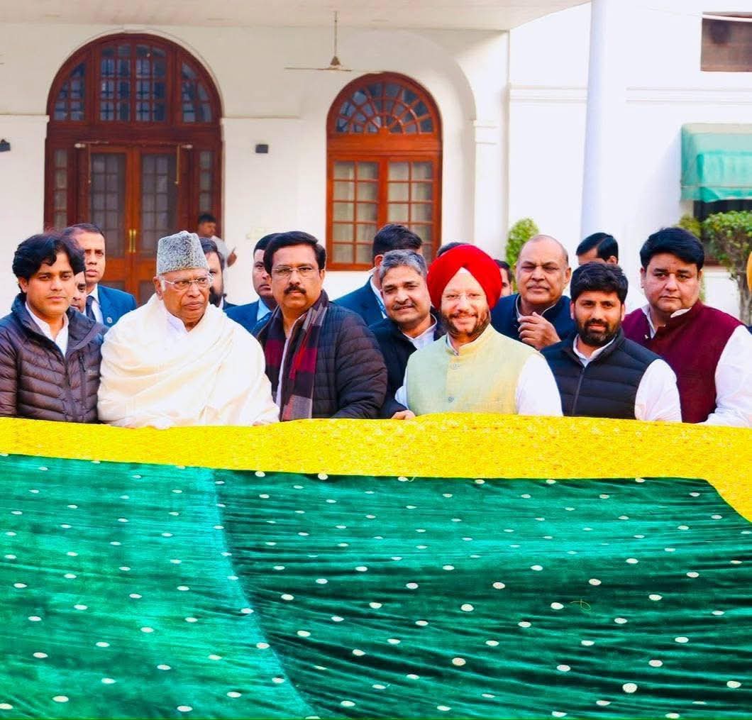 ملکارجن کھڑگے نے حضرت خواجہ معین الدین چشتی کے 814 ویں عرس کے موقع پر چادر روانہ کی