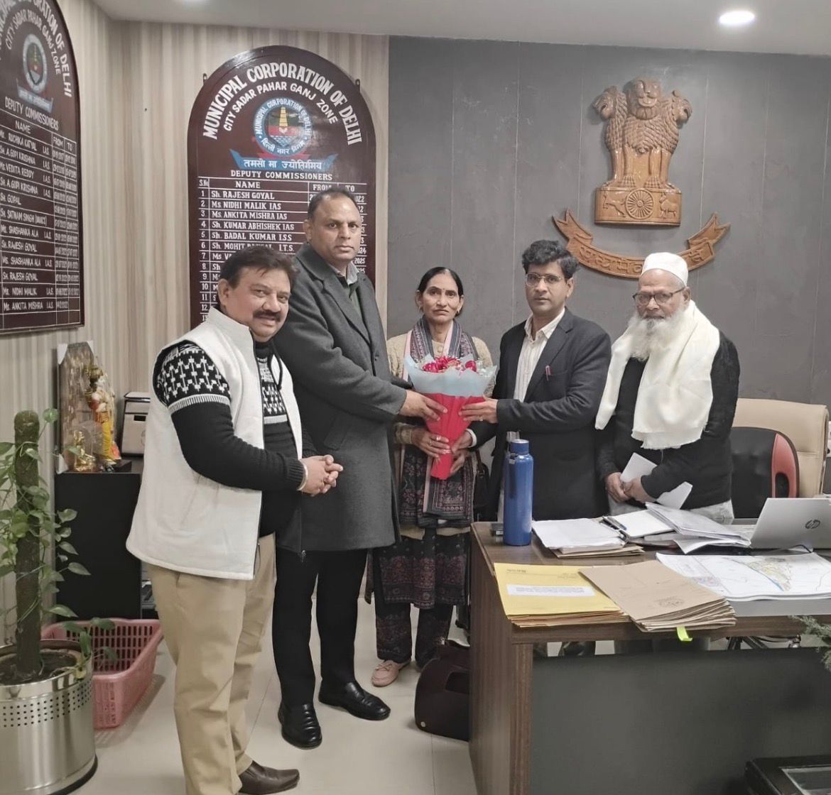 مسجد فیض الہٰی پر سیلنگ اور انہدامی کاروائی کے خدشہ کے پیش نظر ڈپٹی کمشنر سے ملاقات