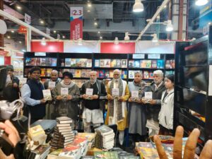 رگھو ٹھاکر کی کتابیں ان کے صوتی وزن کی عکاسی کرتی ہیں : رام بہادر رائے