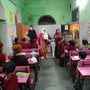 بازار سیتا رام کی کونسلر رافعہ ماہر نے اچانک کیا اسکولوں کا معائنہ