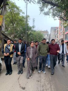 اسٹینڈنگ کمیٹی کی چیئرپرسن نے عثمان پور علاقے کا معائنہ کیا