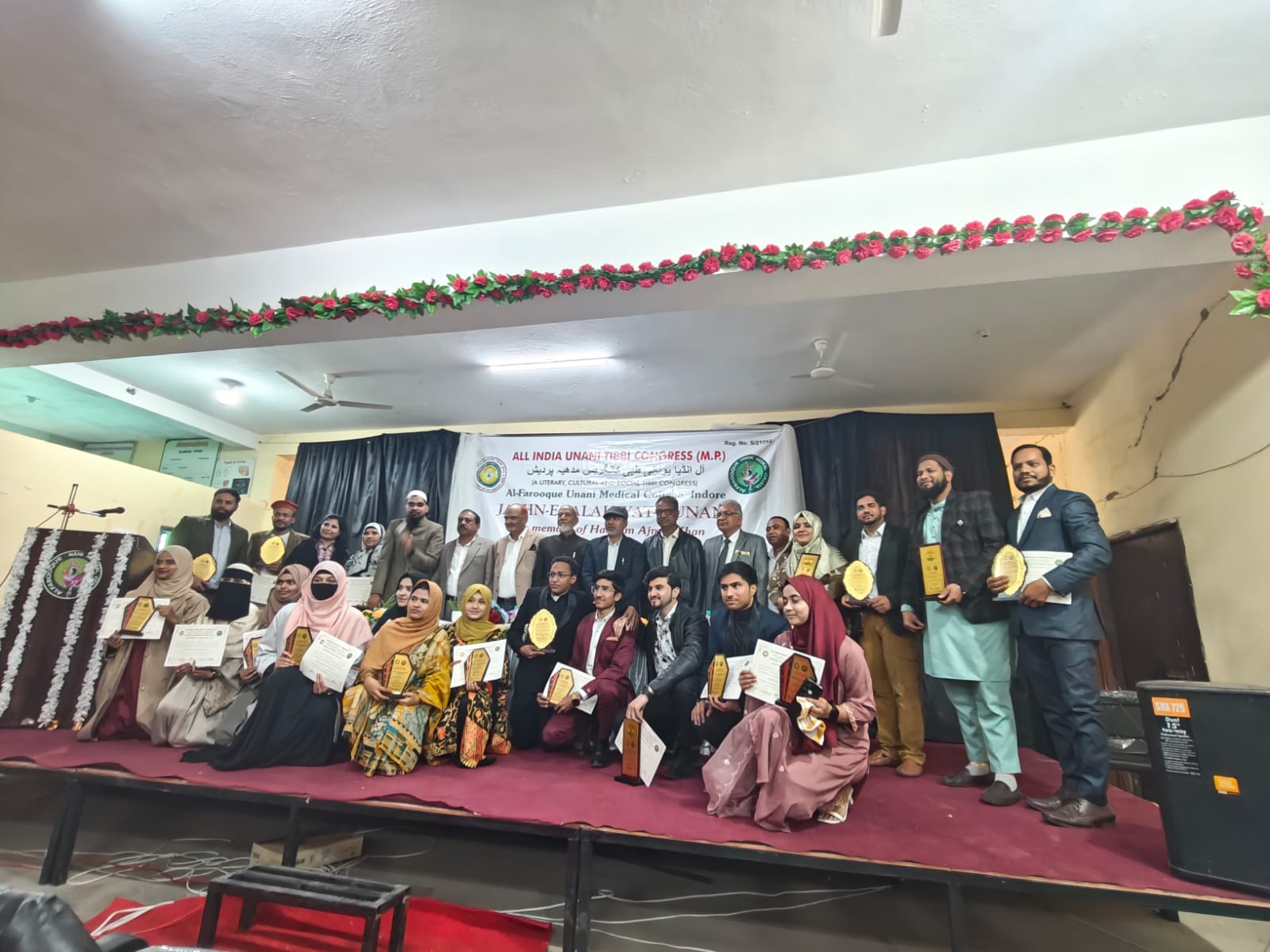 ایوارڈز کا مقصد معالجین کا حوصلہ بڑھانا ہے: ڈاکٹر سید احمد خان