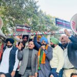 راہل گاندھی کے بیان کے خلاف بھاجپا کا کانگریس ہیڈکوارٹر پر مظاہرہ