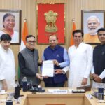 اجے ماکن کی موجودگی میں دہلی کانگریس کے اعلیٰ سطحی وفد کی ایل جی سے ملاقات