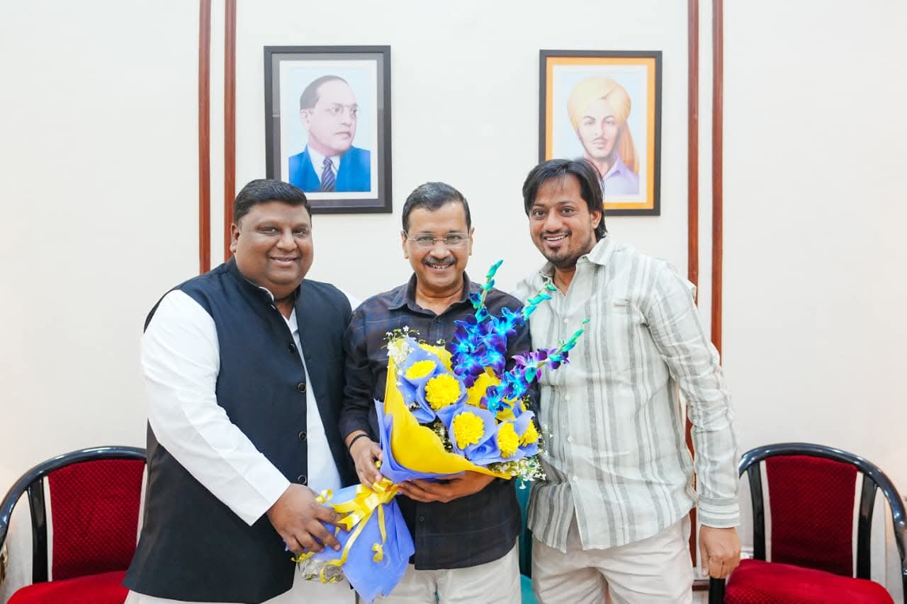 راجدھانی کے عوام آج اروند کجریوال کی سرکار کو یاد کر رہی ہے