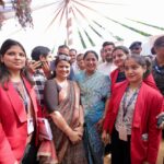 طبی میدان میں خواتین کی لگن لوگوں کی صحت کی دیکھ بھال کے نظام کی ریڑھ کی ہڈی