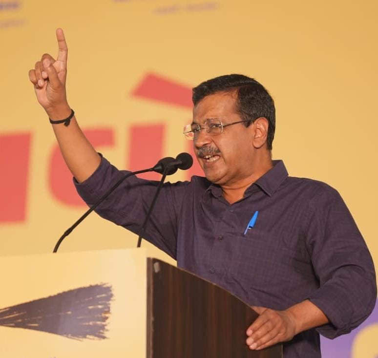 ملک میں ایل پی جی کا بحران بڑھا ،مودی جی کی خاموشی کی سزا بھگت رہی ہے عوام؟