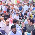 گیس سلنڈر کے بحران پرمودی سرکار کے خلاف کانگریس نے بی جے پی ہیڈکوارٹر کا گھیراو ¿ کیا