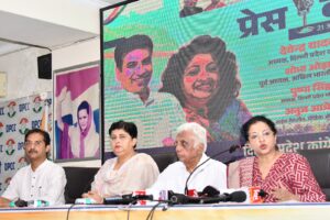 لوک سبھا میں اپنے پوشیدہ ایجنڈے کومودی سرکار نے پورا کرنے کی کوشش کی گئی تھی