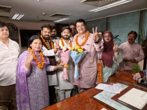 بی جے پی میئر کے ساتھ اسٹینڈنگ کمیٹی کا چیئر مین بھی اپنا بنائے