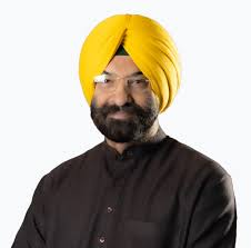 دہلی میں داخل ہونے والی تجارتی گاڑیوں پر ای سی سی بڑھانے کےلئے نوٹیفکیشن جاری