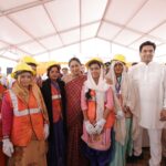 مزدور محض محنت نہیں کرتے بلکہ انہوں نے قوم اور معاشرے کی ترقی کی بنیاد رکھی: ریکھا گپتا