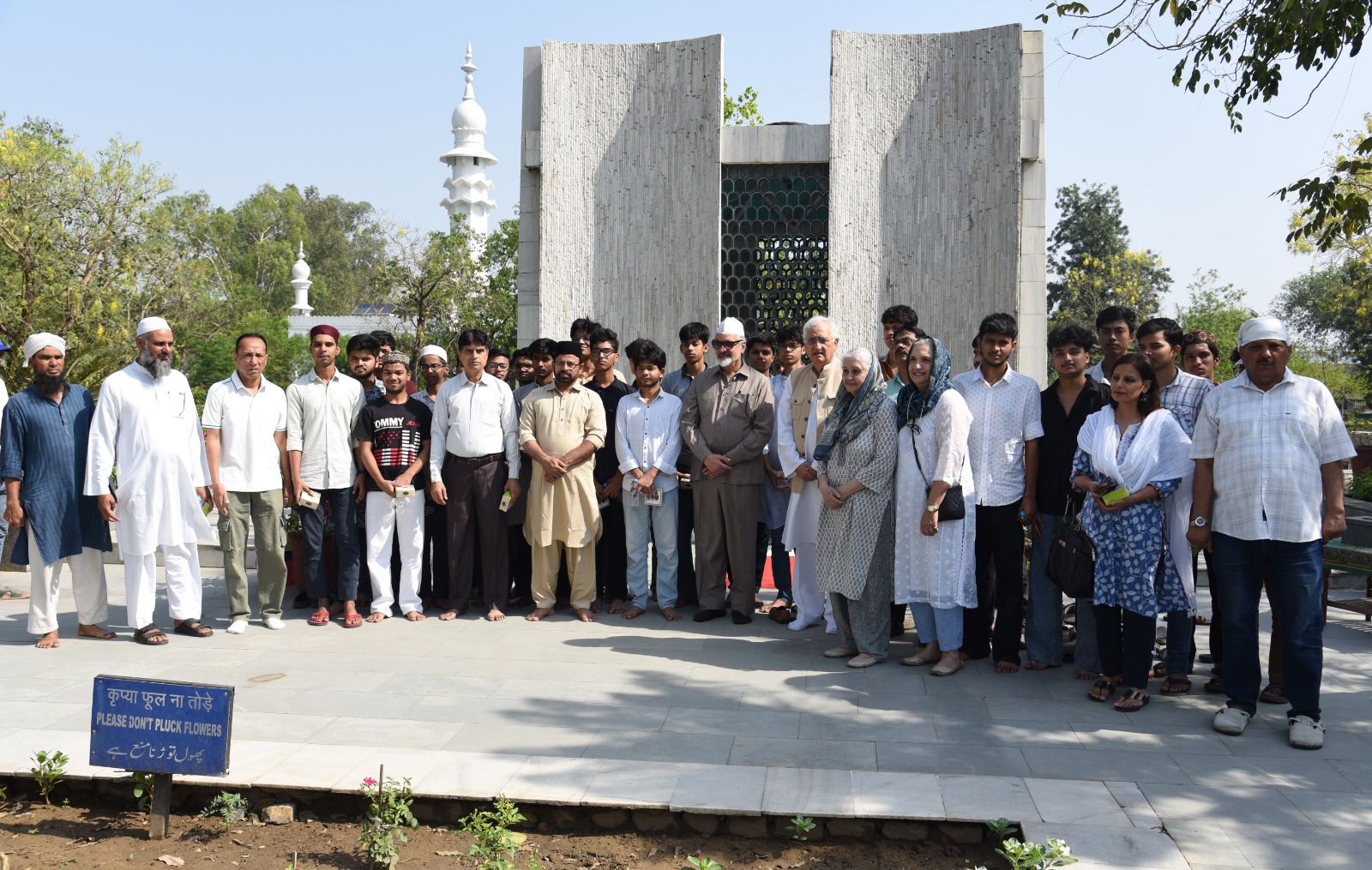 جامعہ ملیہ اسلامیہ میں مرحوم ڈاکٹر ذاکرحسین کی ستاونویں برسی منائی گئی