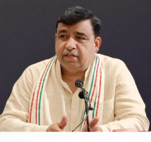 کانگر یس کی ساتوں لوک سبھا حلقوں اور 14 اضلاع کےلئے مبصرین کی تقرریاں تحلیل