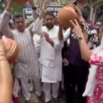 پانی کی قلت کو لے کرآپ کا بی جے پی کے خلاف مٹکا پھوڑ احتجاج جاری