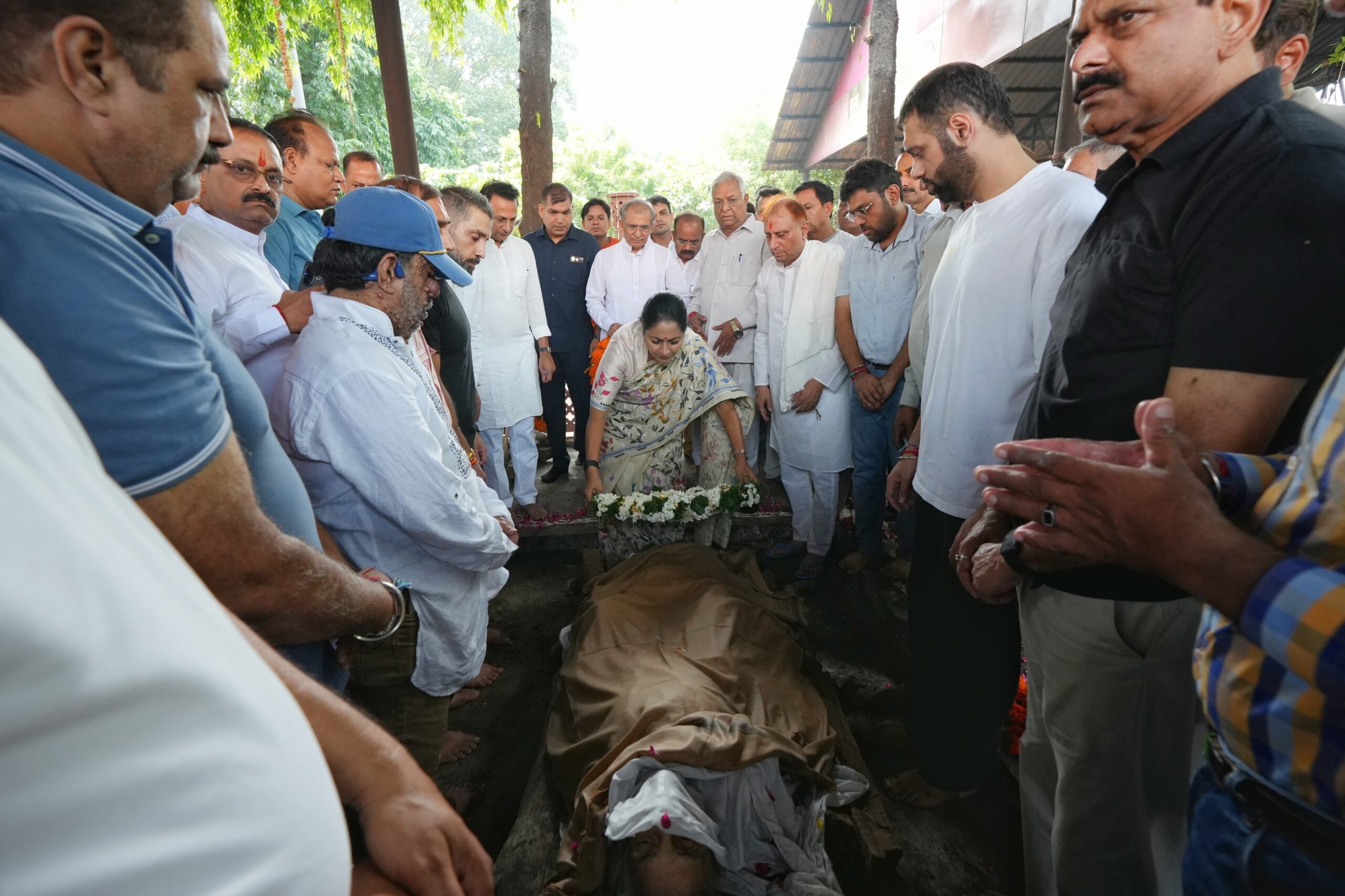 دہلی کے میئرپرویش واہی کی والدہ کا96برس کی عمر میں انتقال